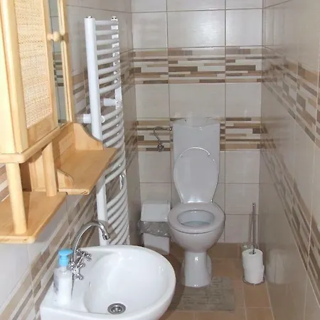 Guest house Meggyes Vendeghaz 3*